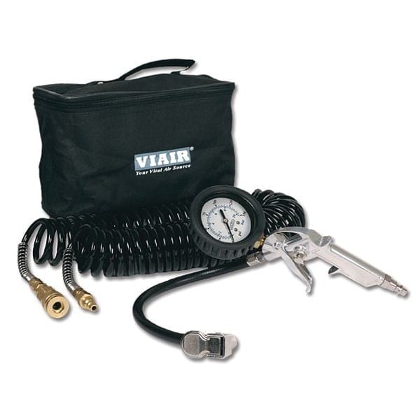VIAIR Inflation Kit with 2.5” Mechanical Gauge Tire Gun, 160 PSI, 30’ Hose, Carry Bag, 00043